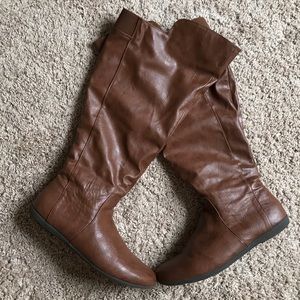 WIDE CALF leatherette slouchy boots